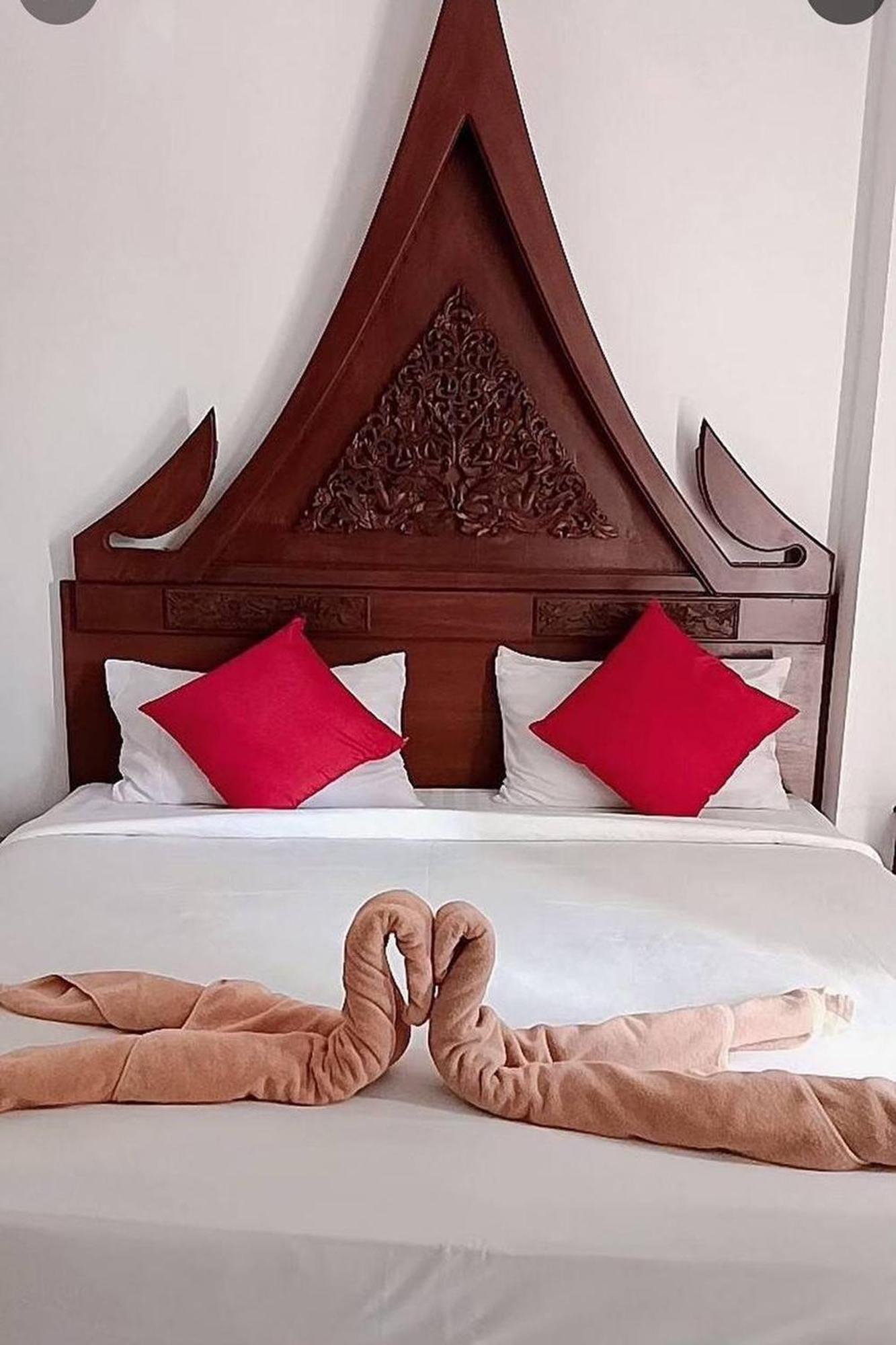 Hotel Praew Mansion Kamala Beach Exterior foto