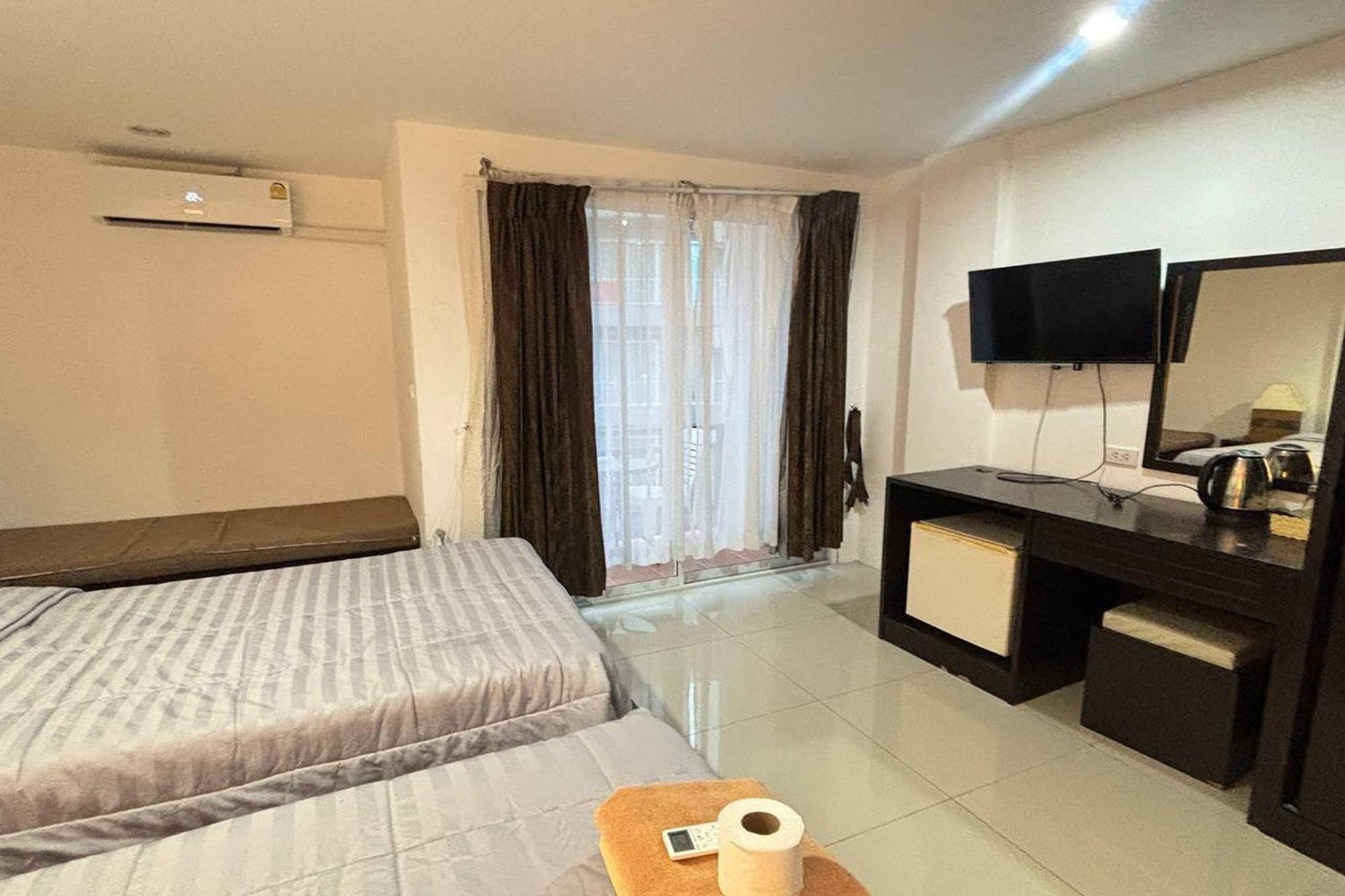 Hotel Praew Mansion Kamala Beach Exterior foto